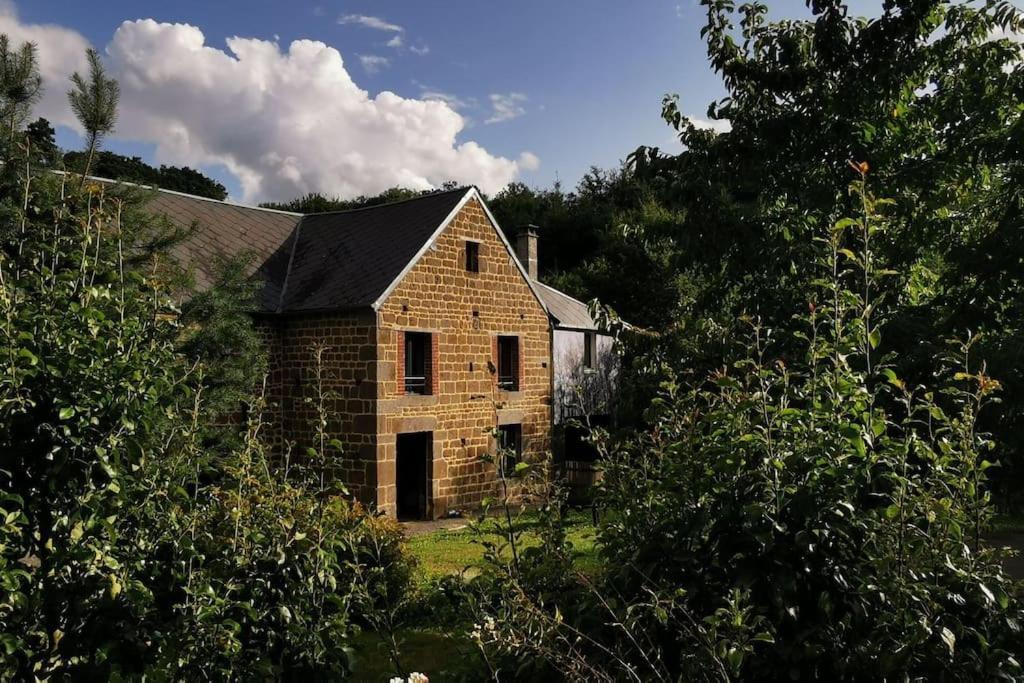 Le Moulin Des Rivieres Villa Breel Екстериор снимка